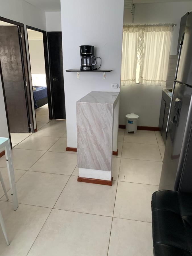 Apartamento Cerca Del Cc Titan Plaza Богота Экстерьер фото